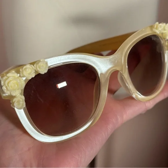 Vintage 90 Y2K Esprit Cream white retro Floral Coquette Girl feminine Sunglasses - Picture 1 of 16